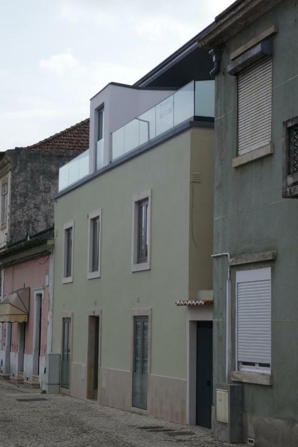 Two Churches Apartment Лейрия Экстерьер фото